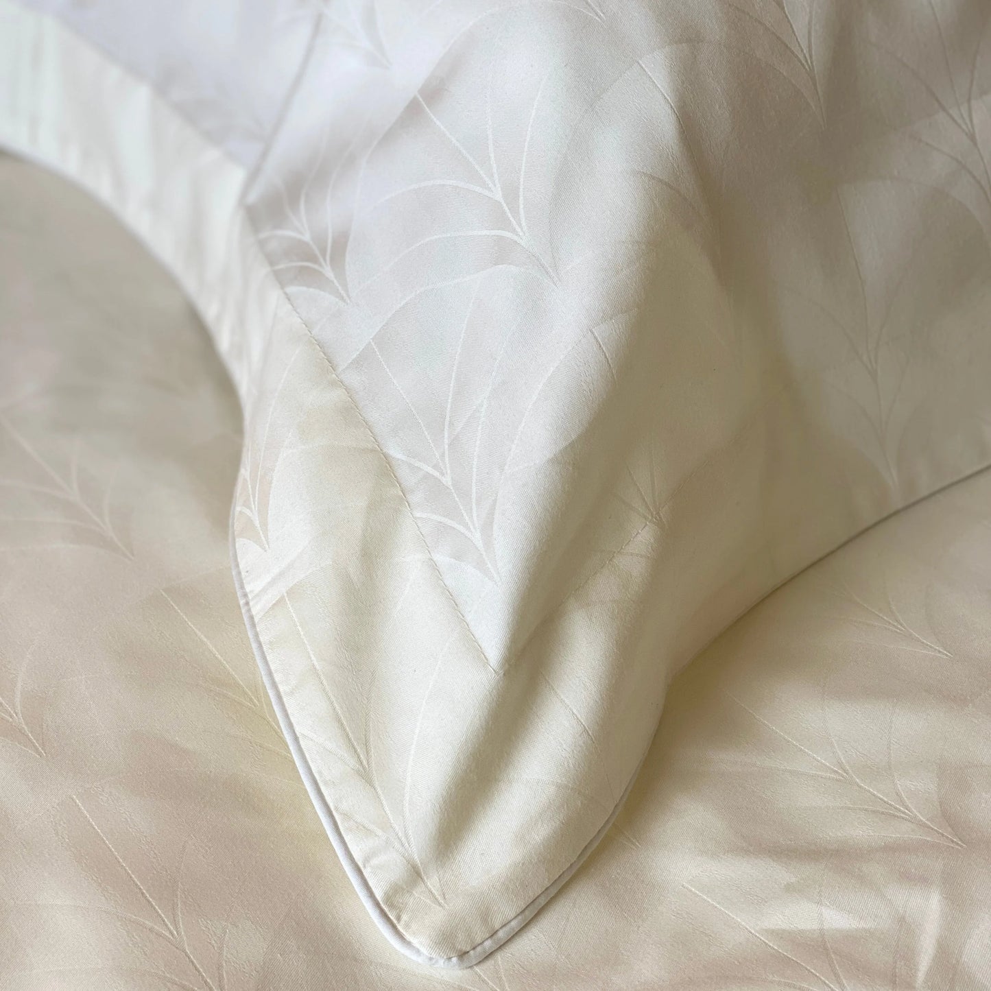 Empire 550 Thread Count - 100% Cotton - Pale Cream