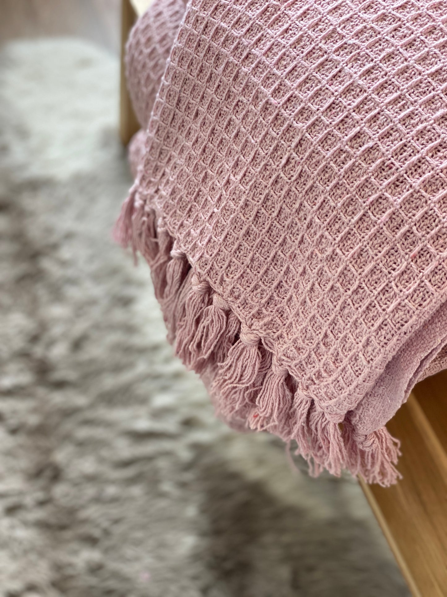 Sienna Honeycomb Throw - Pale Pink