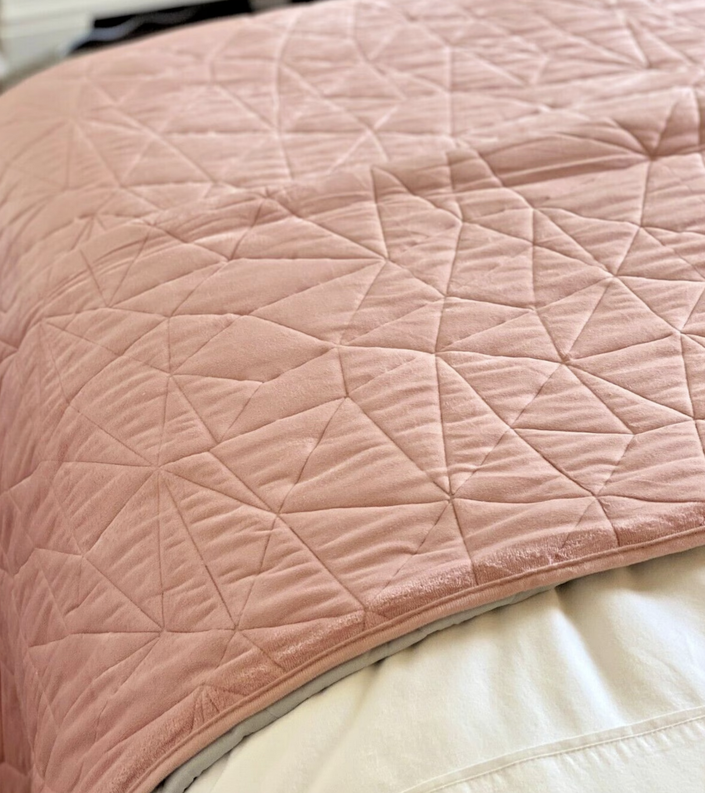 Vermont Velvet Bedspread - Blush Pink